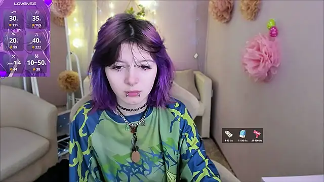 Snapshot of Ashley_Veil chatting on 2, 4, 2026 Ashley Veil online show from 2, 4, 2026