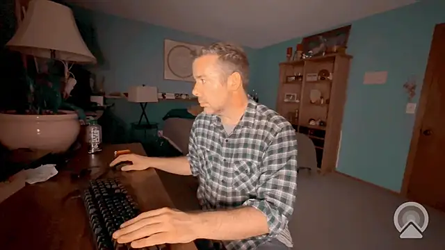 Snapshot of chrisw8140 chatting on 28, 6, 2026 chrisw8140 online show from 28, 6, 2026