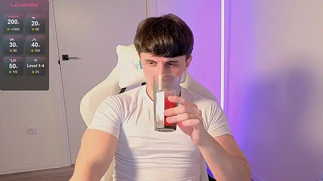 first mark online show from 19, 4, 2026