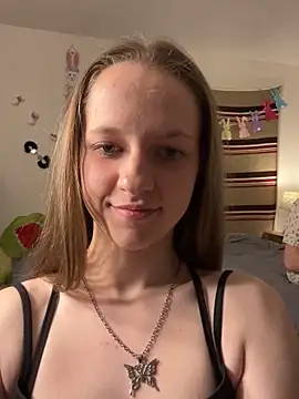 Snapshot of NoFilterAngels chatting on 4, 4, 2026 NoFilterAngels online show from 4, 4, 2026