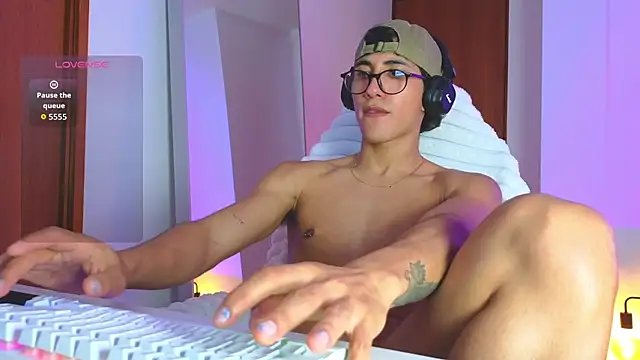 Snapshot of emilio_rivs chatting on 17, 1, 2026 emilio rivs online show from 17, 1, 2026