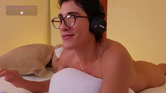 Snapshot of emilio_rivs chatting on 25, 2, 2026 emilio rivs online show from 25, 2, 2026