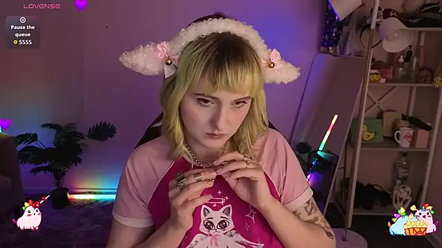 Roziett Belle online show from 13, 4, 2026