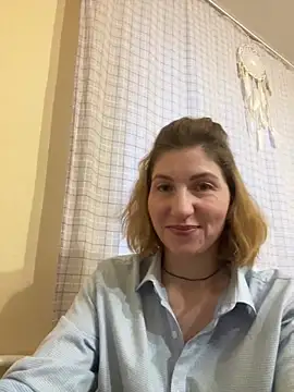 Snapshot of _Crystal_2 chatting on 2, 2, 2026 Crystal 2 online show from 2, 2, 2026