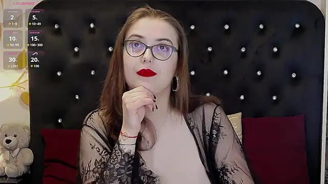 JulieAnnX online show from 24, 5, 2026