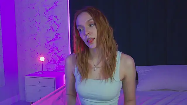 Snapshot of AvaLarson chatting on 2, 4, 2026 AvaLarson online show from 2, 4, 2026