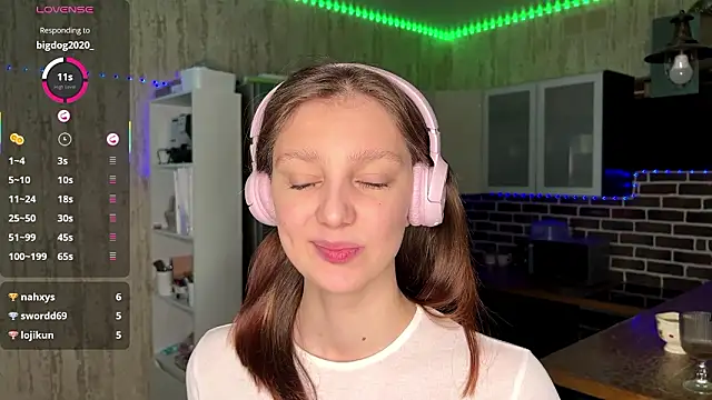 Snapshot of ChrisAmott chatting on 5, 2, 2026 ChrisAmott online show from 5, 2, 2026