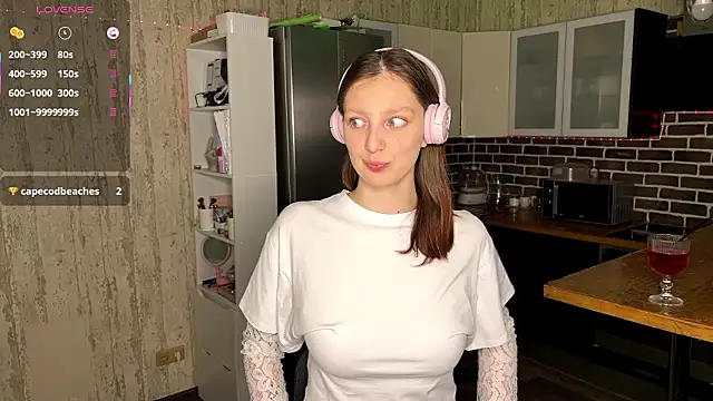 Snapshot of ChrisAmott chatting on 10, 2, 2026 ChrisAmott online show from 10, 2, 2026