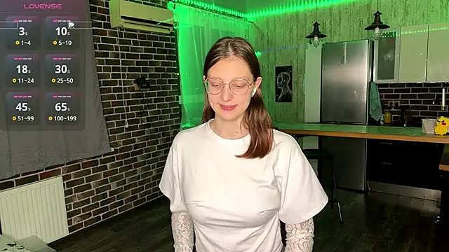 Snapshot of ChrisAmott chatting on 1, 3, 2026 ChrisAmott online show from 1, 3, 2026