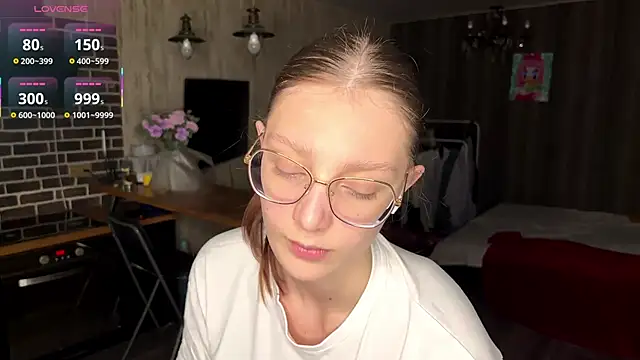 Snapshot of ChrisAmott chatting on 13, 3, 2026 ChrisAmott online show from 13, 3, 2026