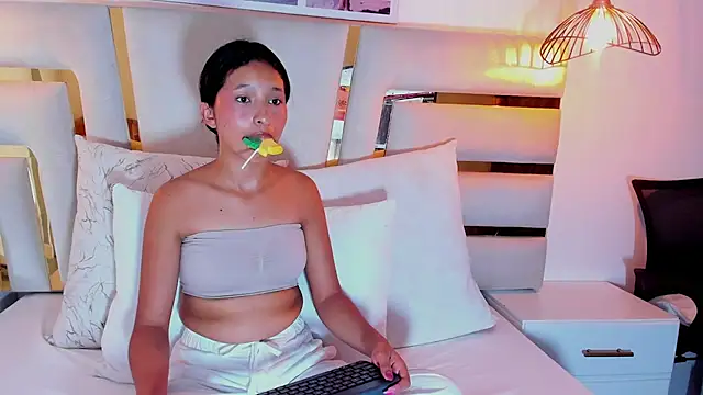 Real virgin Pussy online show from 16, 5, 2026