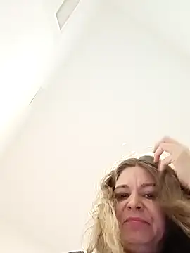 Didi2081 online show from 25, 3, 2026