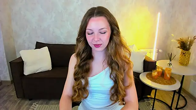 LilyBlakee online show from 13, 5, 2026