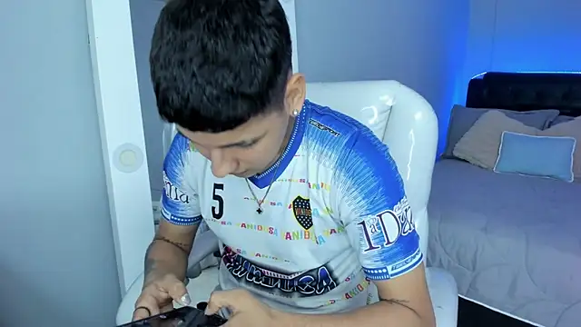 Snapshot of Liam9_ chatting on 10, 2, 2026 Liam9 online show from 10, 2, 2026