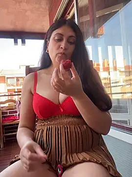 Snapshot of morenita_sexy777 chatting on 25, 4, 2026 morenita sexy777 online show from 25, 4, 2026