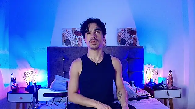 Ethan Briggs  online show from 13, 5, 2026