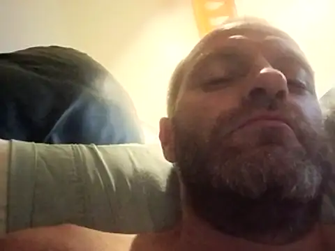Snapshot of sterng6969 chatting on 5, 5, 2026 sterng6969 online show from 5, 5, 2026