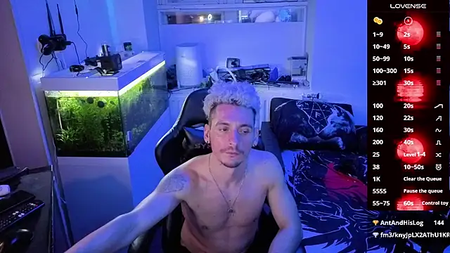 Rayzel White online show from 24, 2, 2026