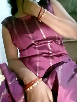 Hottie couple07 online show from 16, 2, 2026