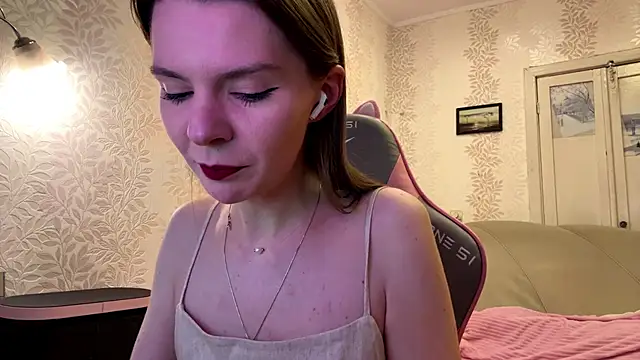 LavondaDeleston online show from 4, 2, 2026