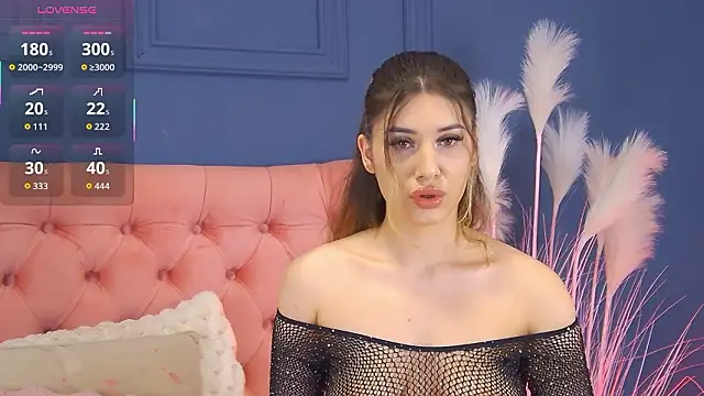 Snapshot of SerenaWatson chatting on 10, 3, 2026 SerenaWatson online show from 10, 3, 2026