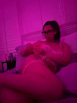 Snapshot of cartierprincess chatting on 2, 2, 2026 cartierprincess online show from 2, 2, 2026