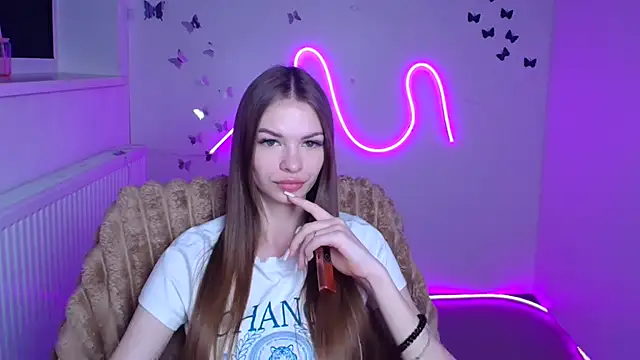 Lina Loveuu online show from 8, 5, 2026