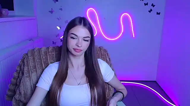 Lina Loveuu online show from 17, 5, 2026