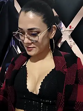 Freyarosse online show from 3, 2, 2026