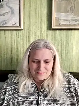 Snapshot of NyushaLollipop chatting on 4, 5, 2026 NyushaLollipop online show from 4, 5, 2026