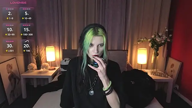 ToxicKittyy online show from 8, 2, 2026