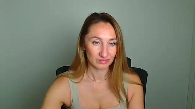 Diana Sweeet  online show from 6, 5, 2026