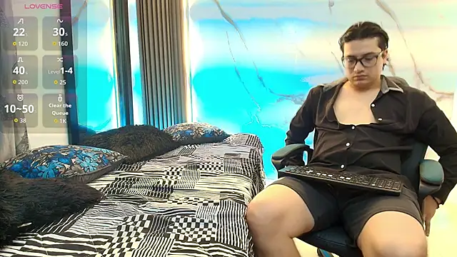 Snapshot of Danner_Alaia chatting on 4, 2, 2026 Danner Alaia online show from 4, 2, 2026