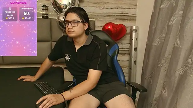 Snapshot of Danner_Alaia chatting on 15, 2, 2026 Danner Alaia online show from 15, 2, 2026