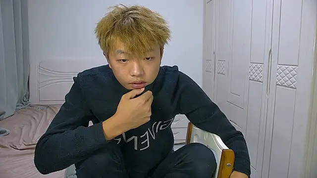 Chocolates-001 online show from 23, 2, 2026