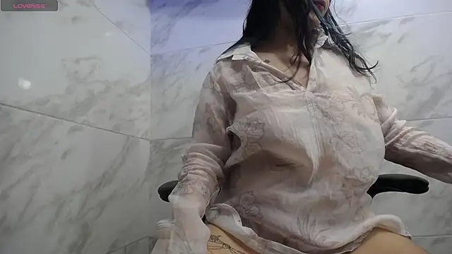 jasmine700141 online show from 7, 5, 2026