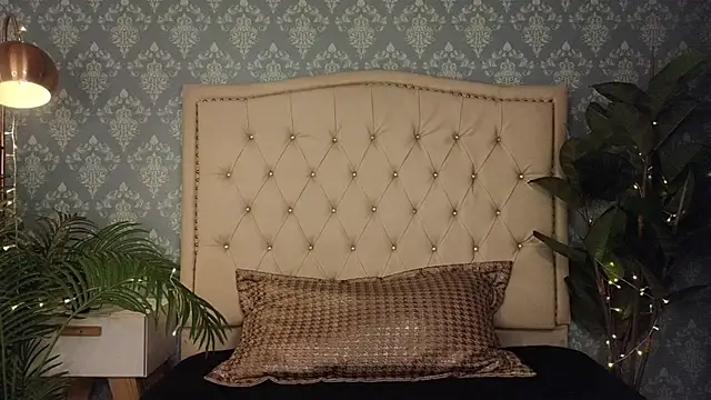 Blakee Blossom online show from 5, 2, 2026