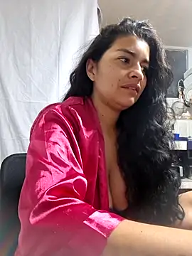 Snapshot of Scarlett_Hot69 chatting on 5, 4, 2026 Scarlett Hot69 online show from 5, 4, 2026