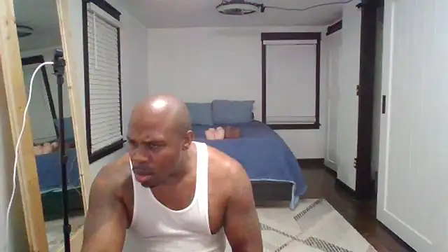 Snapshot of TheCrushExperience chatting on 8, 3, 2026 TheCrushExperience online show from 8, 3, 2026
