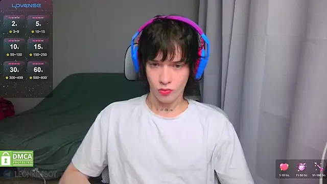 Snapshot of LeonBoykisser chatting on 24, 4, 2026 LeonBoykisser online show from 24, 4, 2026