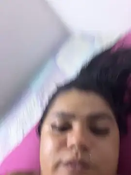 Snapshot of MorenaCariok chatting on 17, 3, 2026 MorenaCariok online show from 17, 3, 2026