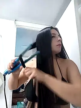 Snapshot of adhara_montiel_ chatting on 12, 2, 2026 adhara montiel online show from 12, 2, 2026