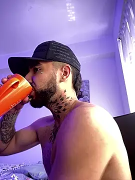 Snapshot of juanlouis_pierre chatting on 14, 1, 2026 juanlouis pierre online show from 14, 1, 2026