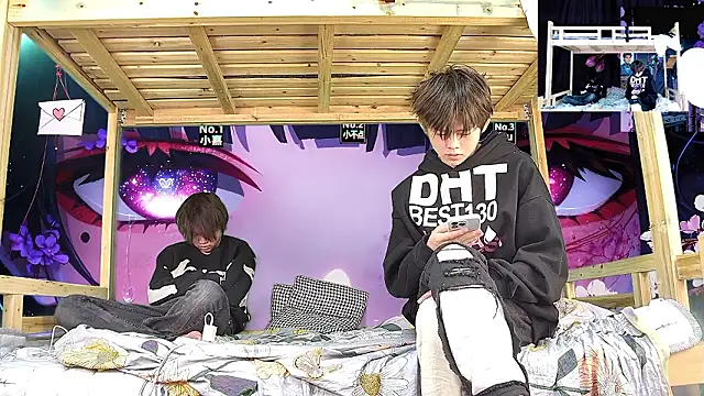 xiaohuangren01 online show from 3, 2, 2026