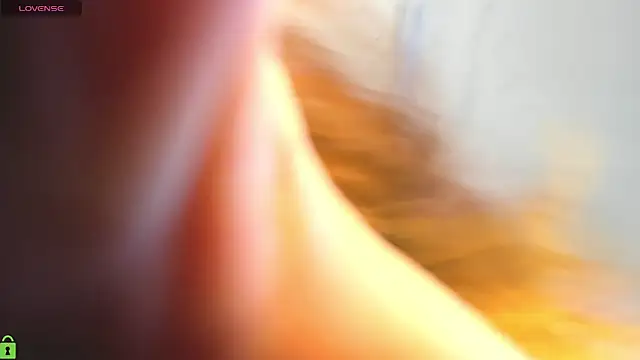 Eva Anderson online show from 15, 2, 2026