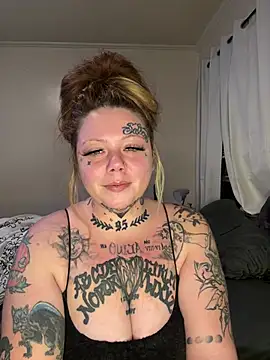 ouijamomma online show from 15, 1, 2026