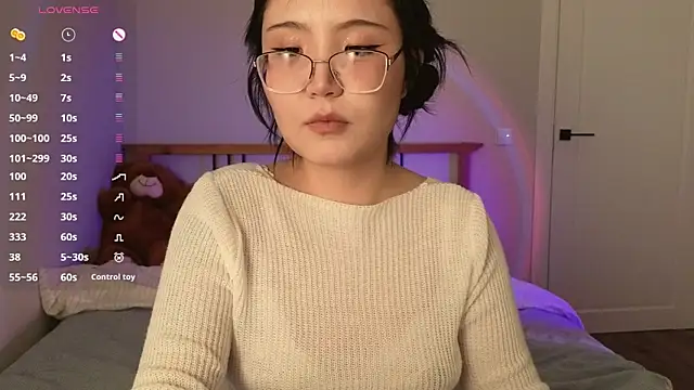 nullgirl online show from 11, 5, 2026