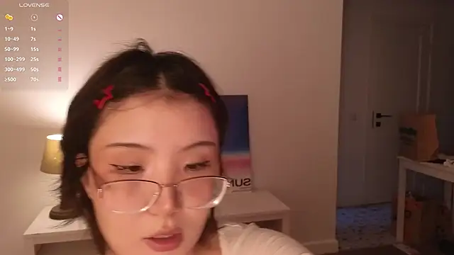 nullgirl online show from 7, 6, 2026
