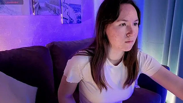 Snapshot of SindieStorm chatting on 14, 4, 2026 SindieStorm online show from 14, 4, 2026