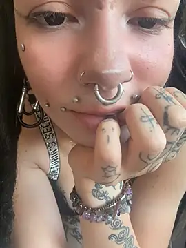 Snapshot of demonLamia chatting on 25, 5, 2026 demonLamia online show from 25, 5, 2026